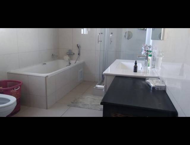 2 BEDROOM APARTMENT FOR SALE IN LILIANTON